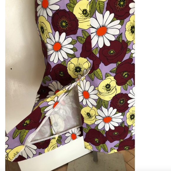 PRADA Floral Print Knee-Length Skirt - Picture 13 of 16